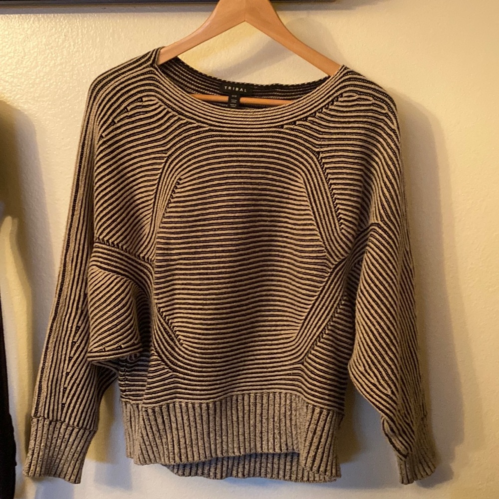 Stripes! Black and oatmeal cream
